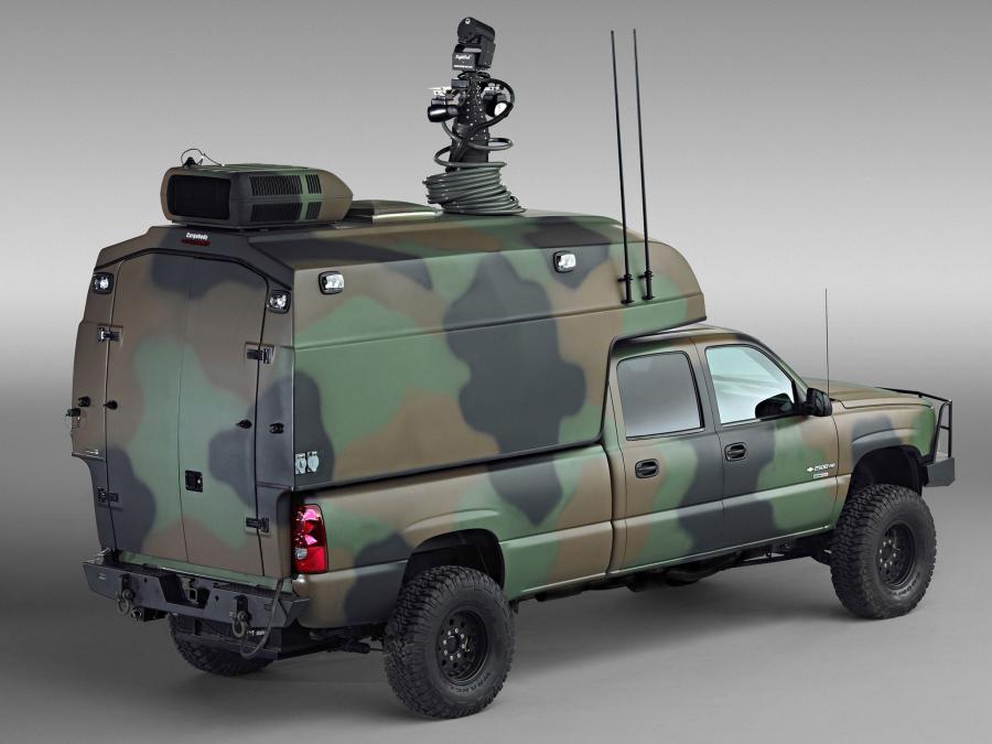  Chevrolet Silverado Military Vehicle 2004 года  (фото 6 из 8)